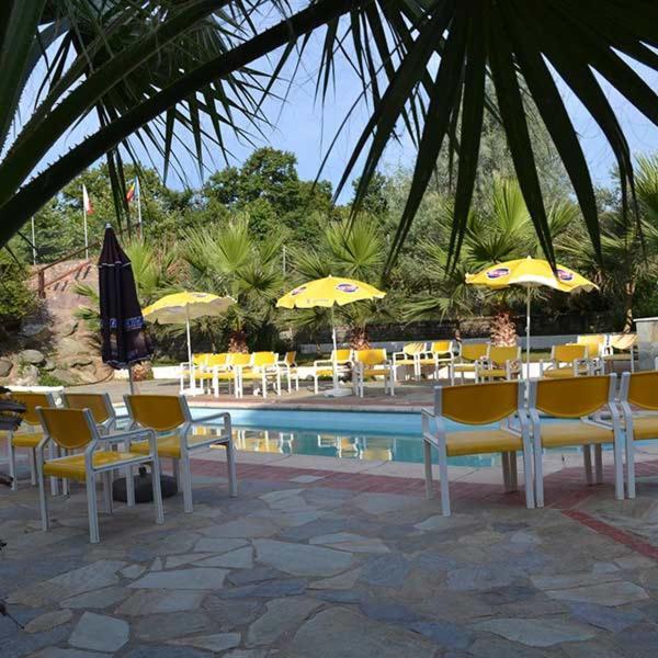 Athina Hotel Neos Panteleimonas Buitenkant foto