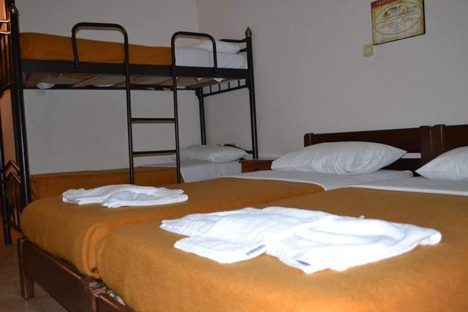 Athina Hotel Neos Panteleimonas Buitenkant foto